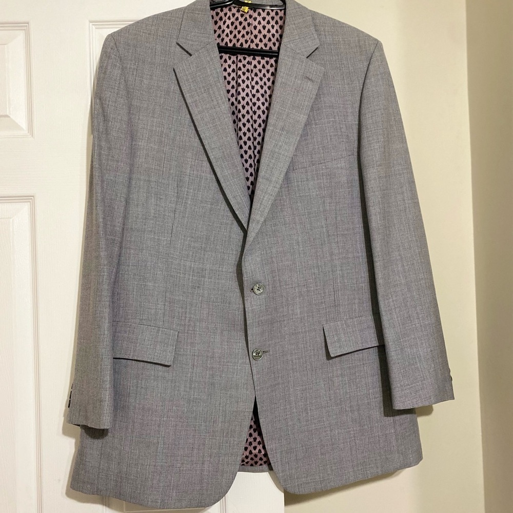 Hardy Amies Gray Sport Suit Jacket with Classic Design and Modern Fit